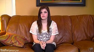 amatuer milf couch call