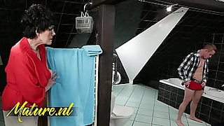 old mature women pics