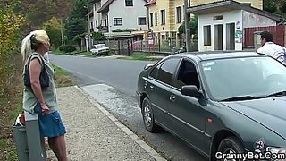 mom gets stuck and fucked