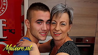 mom stocking anal