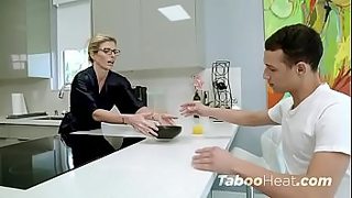 older moms fucking sons