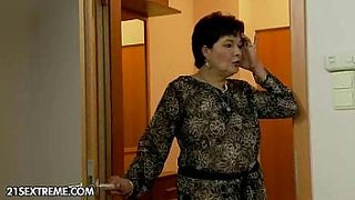 son fucking mom while dad is sleeping ne