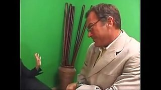milf eats teen pussey